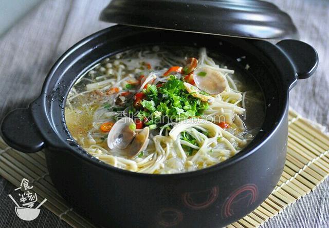 砂锅花甲粉