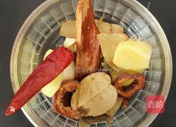 汤汁风味红烧肉的做法图解2