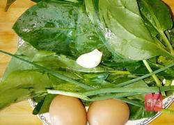 鸡蛋炒菠菜的做法图解1