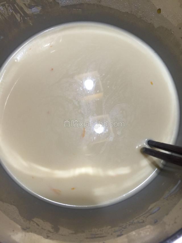 搅拌好的蛋液