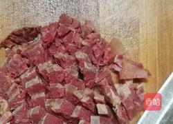 韭菜牛肉馅饼的做法图解2