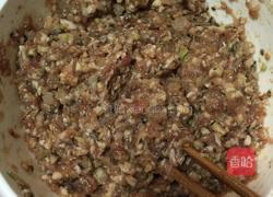 香菇猪肉虾仁饺子的做法图解7