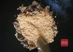 鸡杂炒面的做法图解9