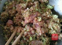 猪肉白菜馅饺子的做法图解6