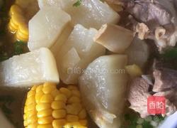 玉米萝卜棒骨汤的做法图解6