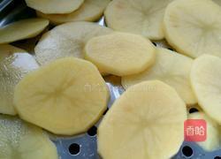 土豆秋葵饼的做法图解2