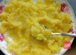 土豆秋葵饼的做法图解3