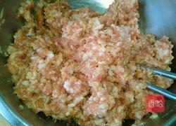 红烧狮子头的做法图解3