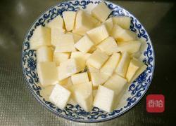剁椒蒸山药的做法图解1