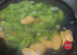 包菜肉绿饺子的做法图解12