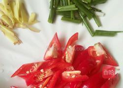 莴笋炒回锅肉的做法图解1