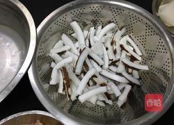 乌鸡椰子花胶汤的做法图解3