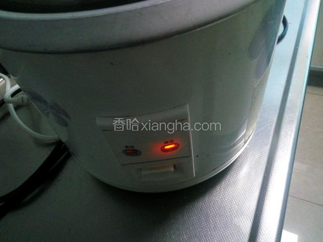 自动跳入保温状态后再焖五分。