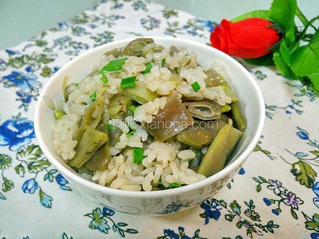 盛入碗中开吃。