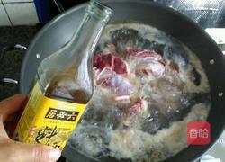 萝卜煲牛腩的做法图解2