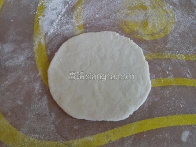 擀成薄片