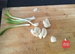 卤牛肉炒黄瓜胡萝卜的做法图解3