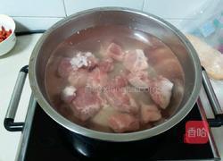 土豆烧排骨的做法图解2