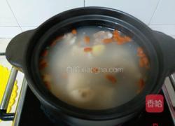 莲藕薏米排骨汤的做法图解4