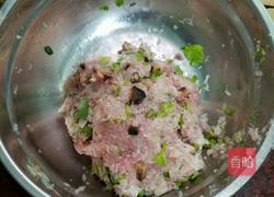 玉米饺子萝卜饺子的做法图解3