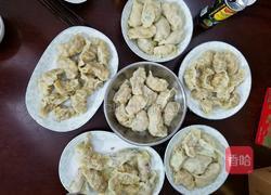 玉米饺子萝卜饺子的做法图解6