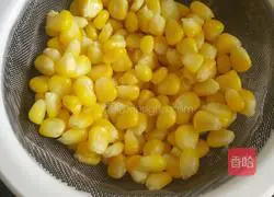 Illustration of how to make dragon fruit egg pancake 3