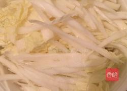 白菜梆子炒肉丝的做法图解2