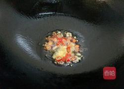 香菇炒白菜叶的做法图解6