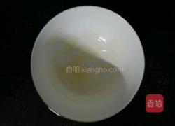 微波炉煎鸡蛋的做法图解1