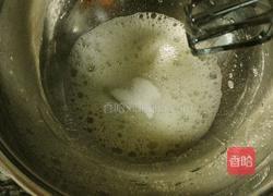 葡萄干樱桃果酱蛋糕卷~抹茶双色蛋糕卷的做法图解9