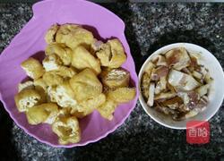 腊肉炒油豆腐的做法图解2