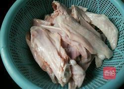 红烧鸭翅的做法图解1