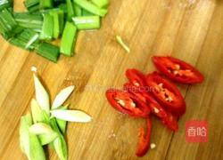 鲢鱼酸笋的做法图解2