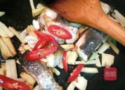 鲢鱼酸笋的做法图解11