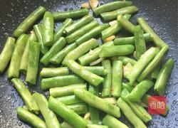 四季豆炒猪舌的做法图解4