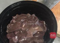 猪肝瘦肉粥的做法图解2