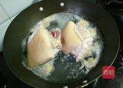 酸菜扣肉的做法图解3