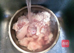 板栗焖猪脚的做法图解3