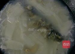 鲫鱼萝卜汤的做法图解4