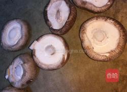 椒盐香菇的做法图解1