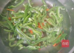 青椒胡萝卜炒肉丝的做法图解5