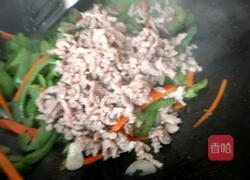 青椒胡萝卜炒肉丝的做法图解10