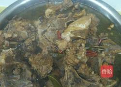 五香大骨头的做法图解5