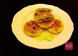 Illustration of how to make pickled vegetable and egg pancakes 11