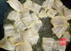 蒜苗炒腊肉的做法图解2