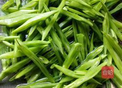 芸豆炒火腿肠的做法图解4