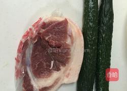 青瓜炒肉片的做法图解1
