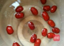 红枣粥的做法图解2