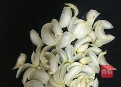 西芹百合炒木耳的做法图解4