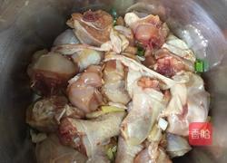 黄焖鸡腿的做法图解3